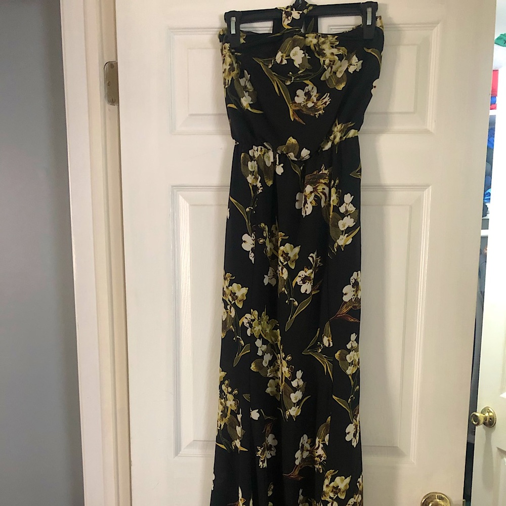 New York and Company Black Floral Maxi Dress XS